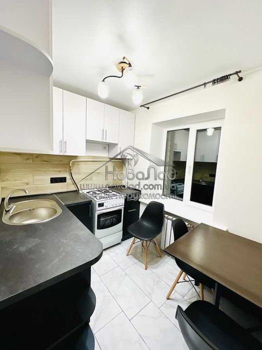 Двокімнатна квартира з ремонтом меблями та технікою 46м2 Дорогожичі HN