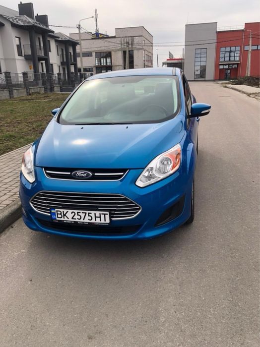 Автомобіль гібрид Форд С-МАХ