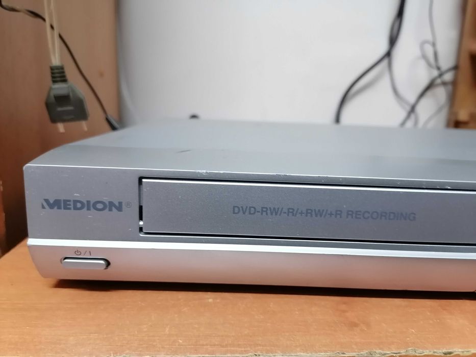 Nagrywarka Medion (LG) MD81733  HDMI pilot,  hdd 250GB