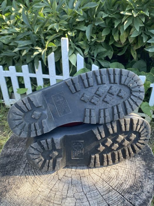 фейкові dr. martens