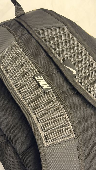 Mochila nike nova