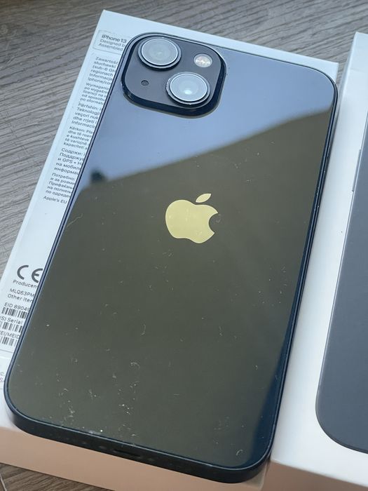 Iphone 13 256 gb model A2633
