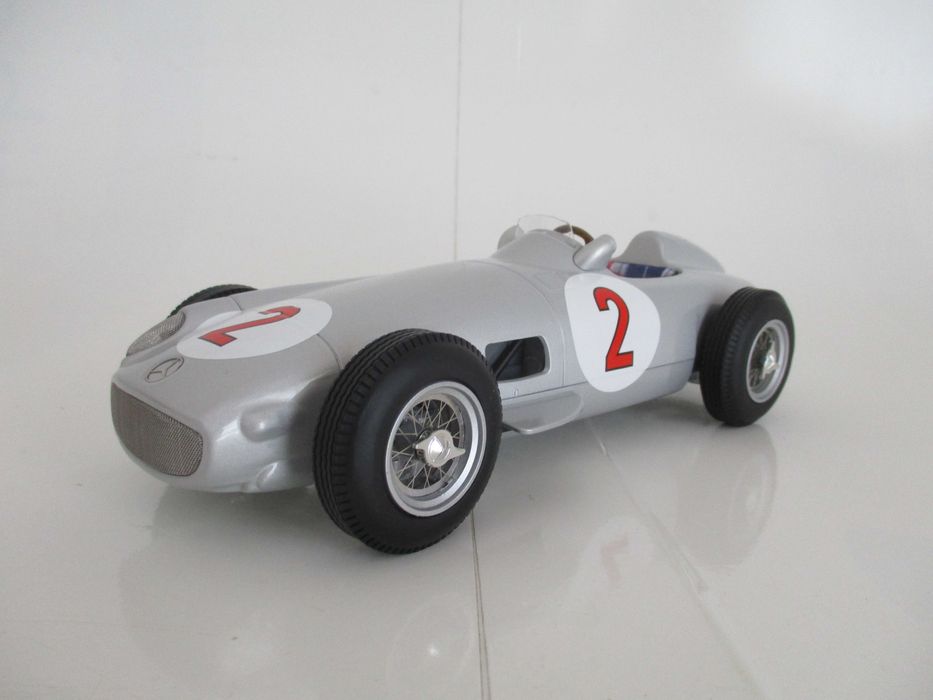 Miniatura MERCEDES-BENZ W196 
Formula  1