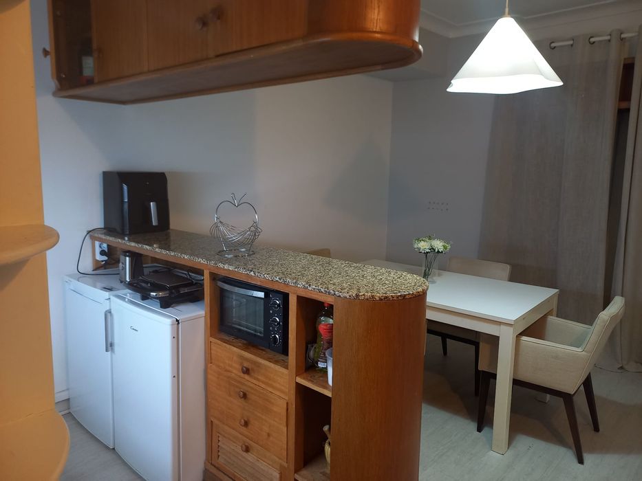 Arrenda-se quarto em Almada/Cacilhas