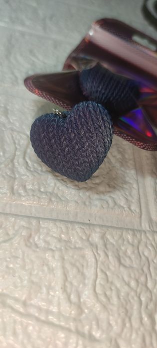 Брелок сердечко у в'язаному стилі