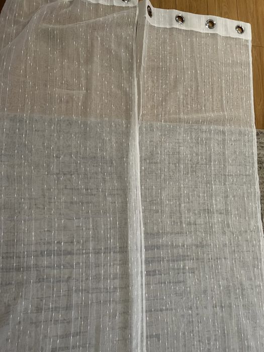 Cortinados brancos