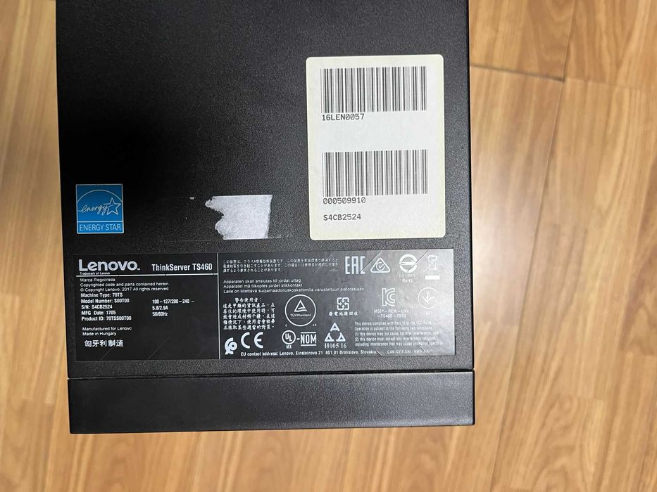 Servidor Lenovo System TS 460