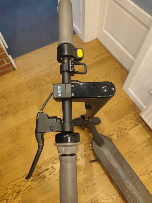 sprzedam hulajnogę elektryczną ninebot