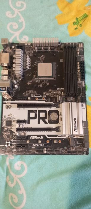 Материнская плата asrock x370 pro4