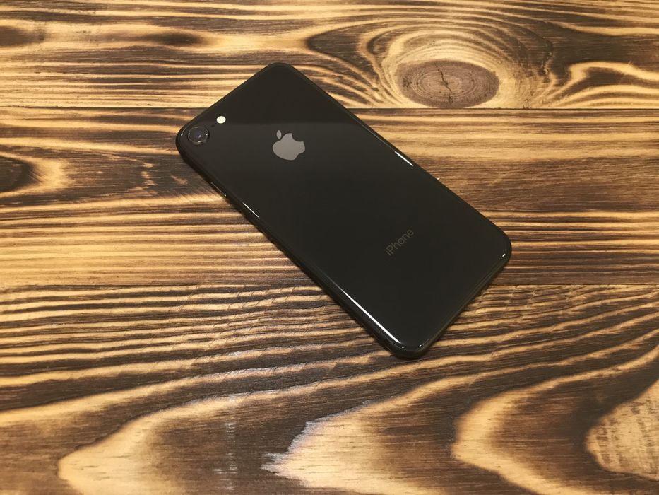 Apple Iphone 8 64gb Space Neverlock айфон/смартфон/телефон/купить