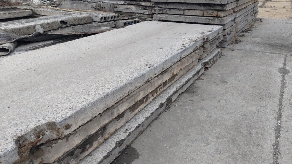 Плити дорожні залізобетонні б/в