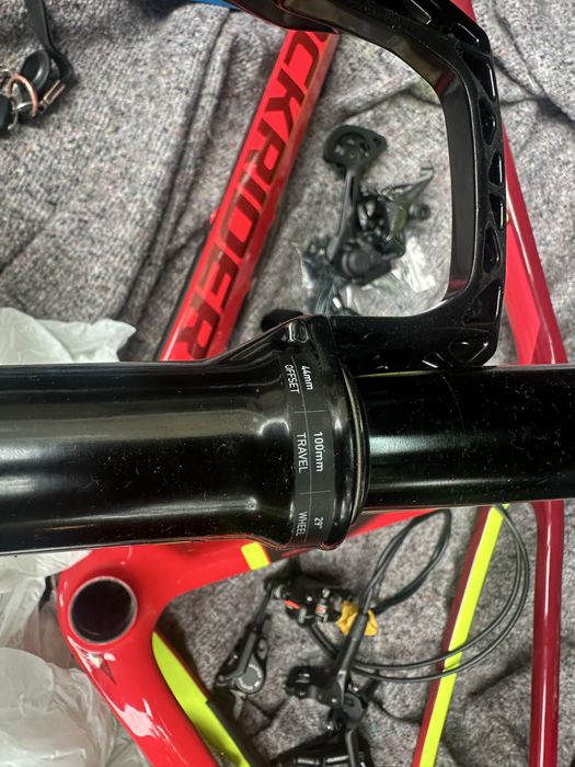 Rower rockrider xc900 carbon rozm L mtb karbon w częściach