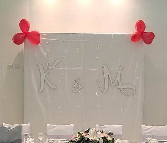 Litery na ściankę K & M