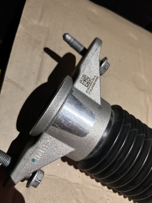 Амортизатор tesla Y 3