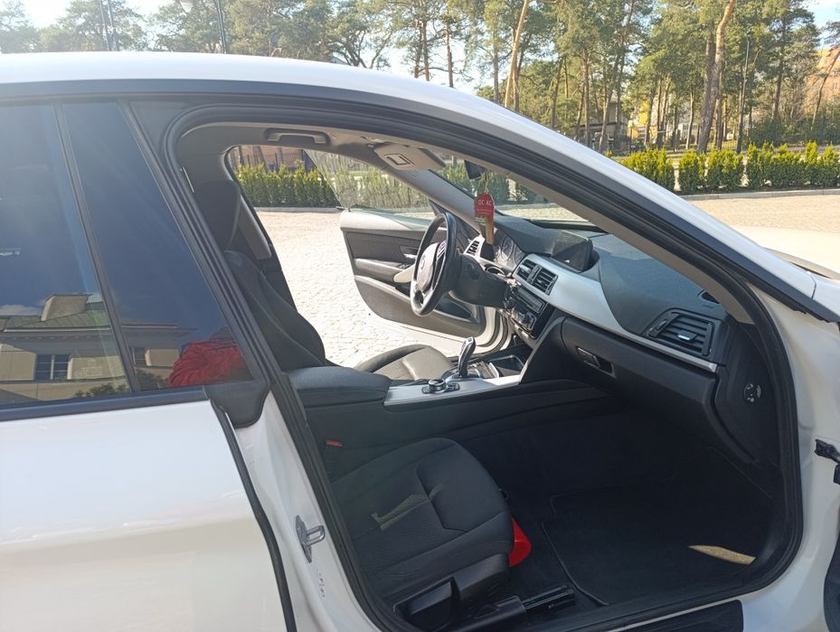 BMW 318  3 GT 2017 roku 180 KM