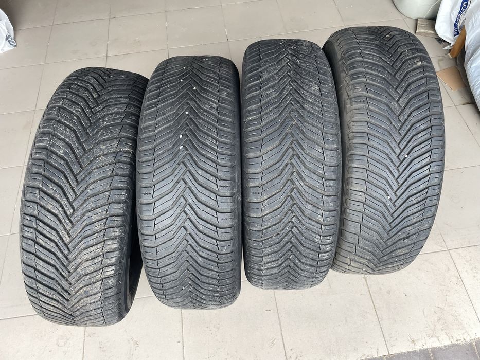 Резина зимня Michelin 215 / 65 / 16