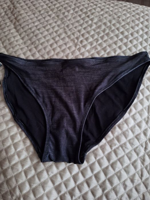 Stroj damski bikini Guess rozm S/L