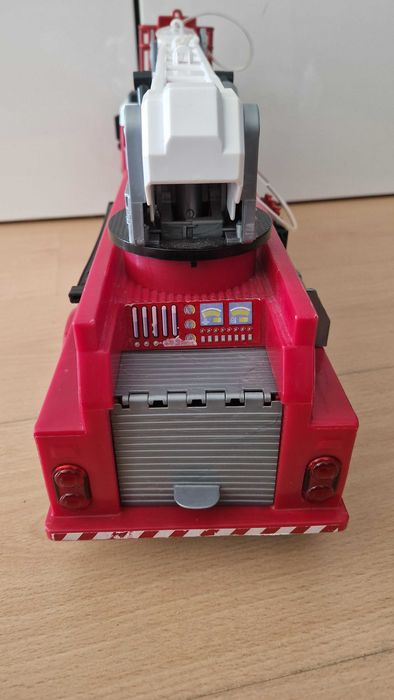 Camião de bombeiros (Dickie Toys)