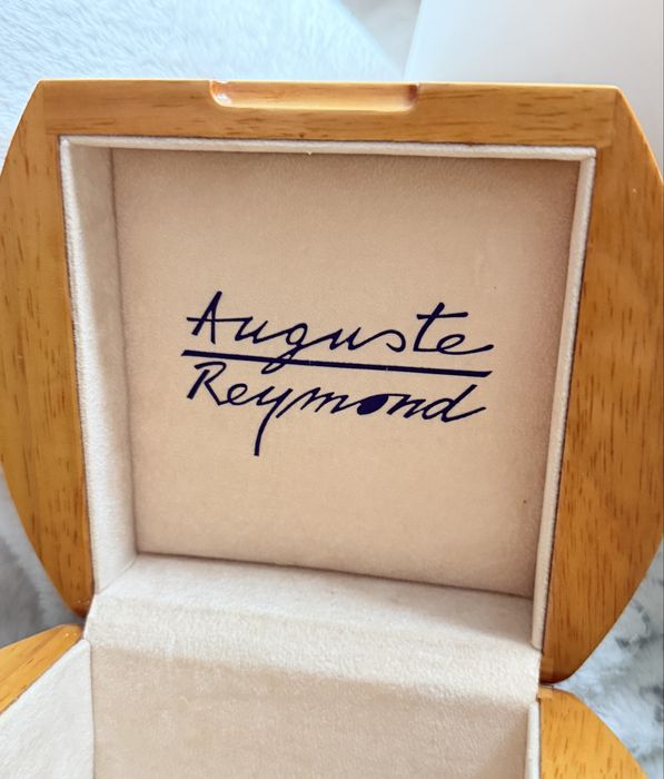Годинник Auguste Reymond оригинал
