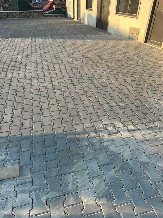 Промислове Украдвння Бруківки