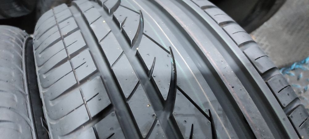Pneus 255 55 r18 semi novos