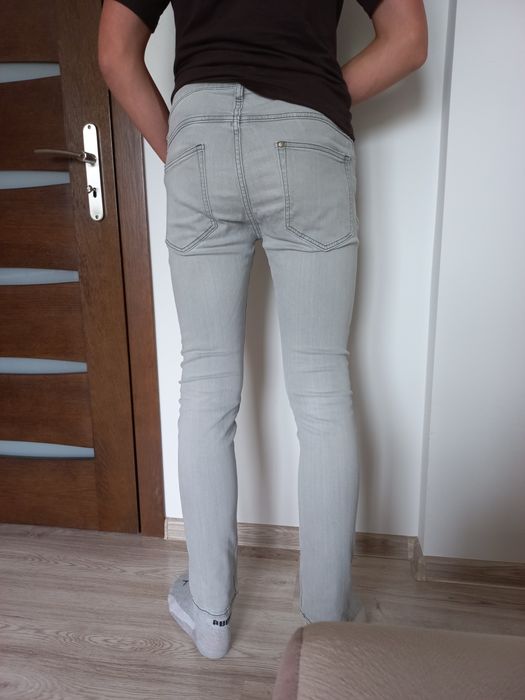 Spodnie męskie rurki z lycrą 32/32 H&M