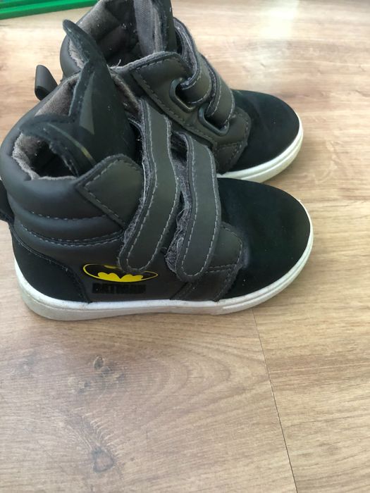 Buty batmany rozmiar 22