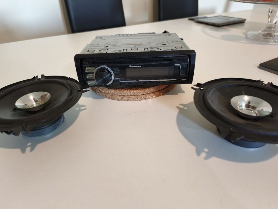 Vendo Auto-radio Pionner BT-09 e colunas