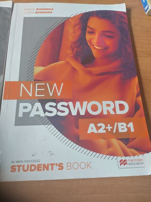 Podręcznik i ćwiczenia News Password A2+/B1