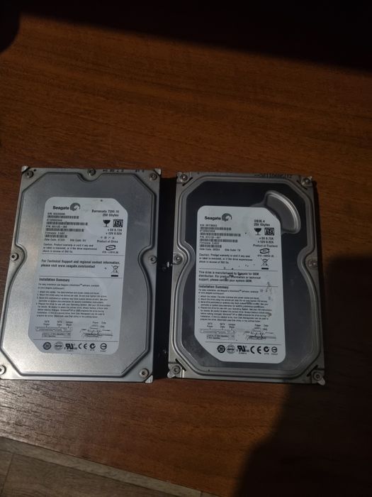 Жорсткий диск Seagate 250gb