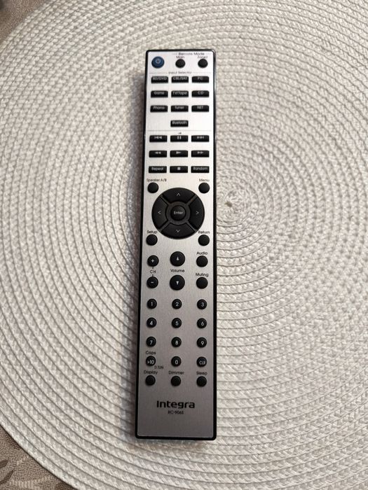 Amplituner stereo Integra dtm6