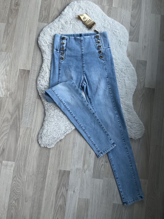 Kardashianki jeans