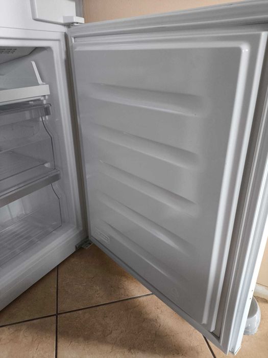 Lodówka Whirlpool do zabudowy 177x54x54,5