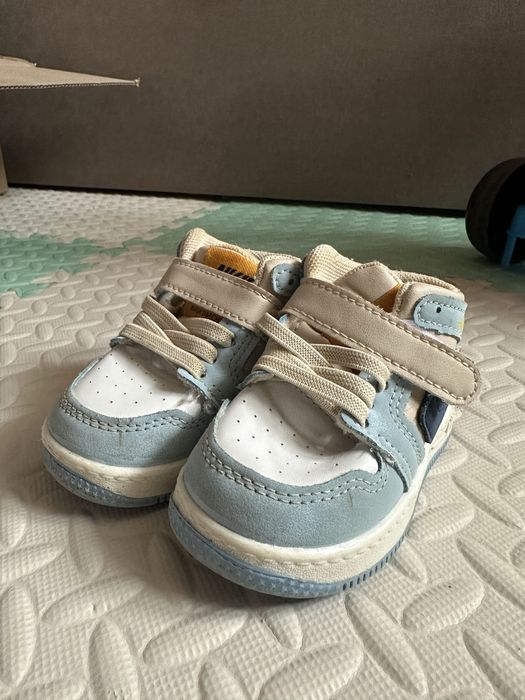 Взуття дитяче найк, адідас