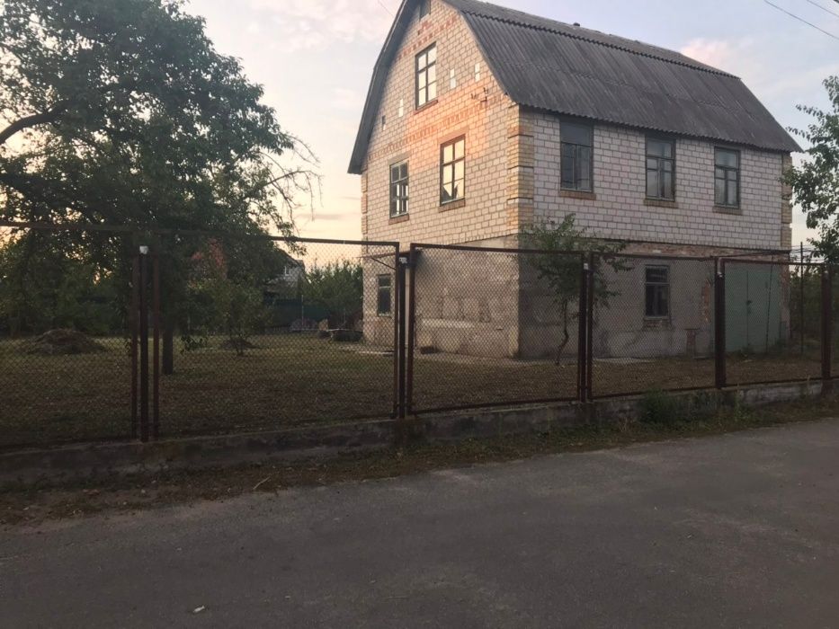 Продам будинок (дача)
