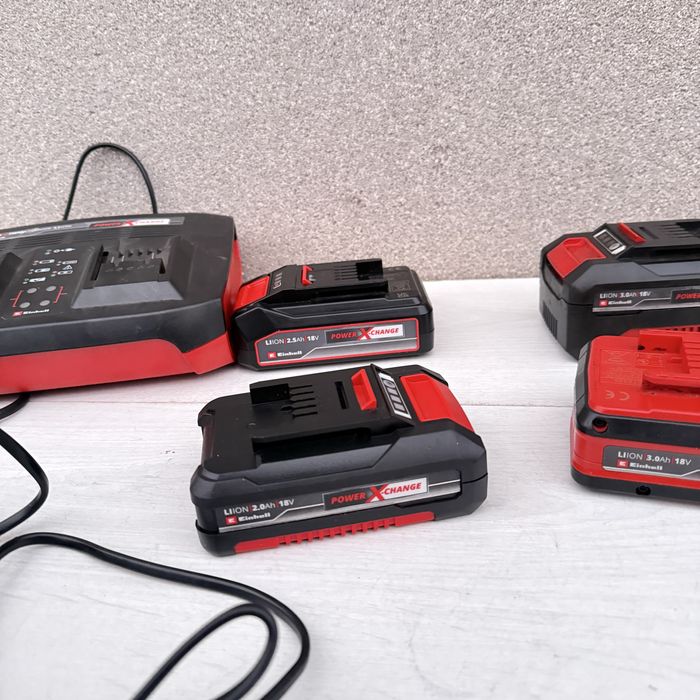 В наявності робочі батареї Einhell x-change!