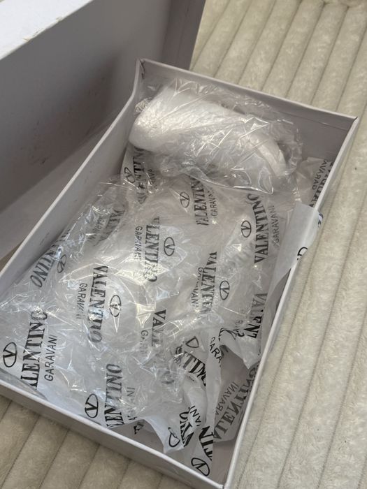 Valentino Rockstud Untitled 11 – Sneakersy