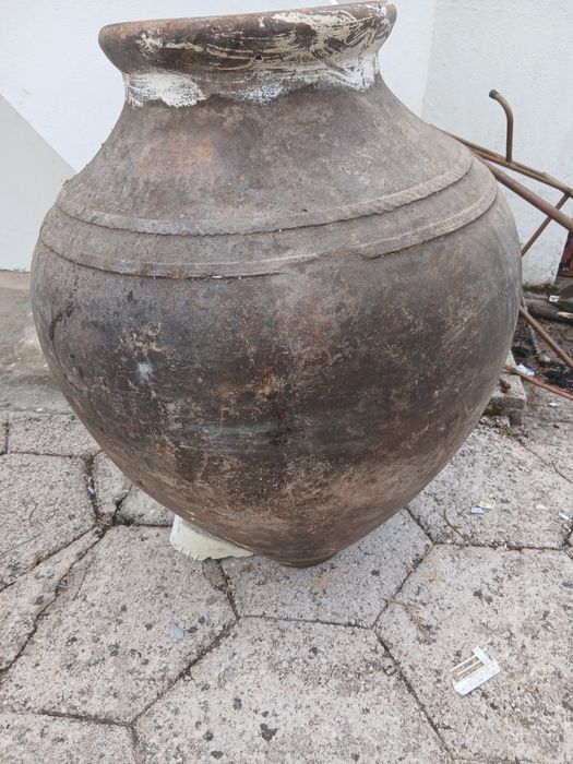 Pote de barro centenário 1m30 calon