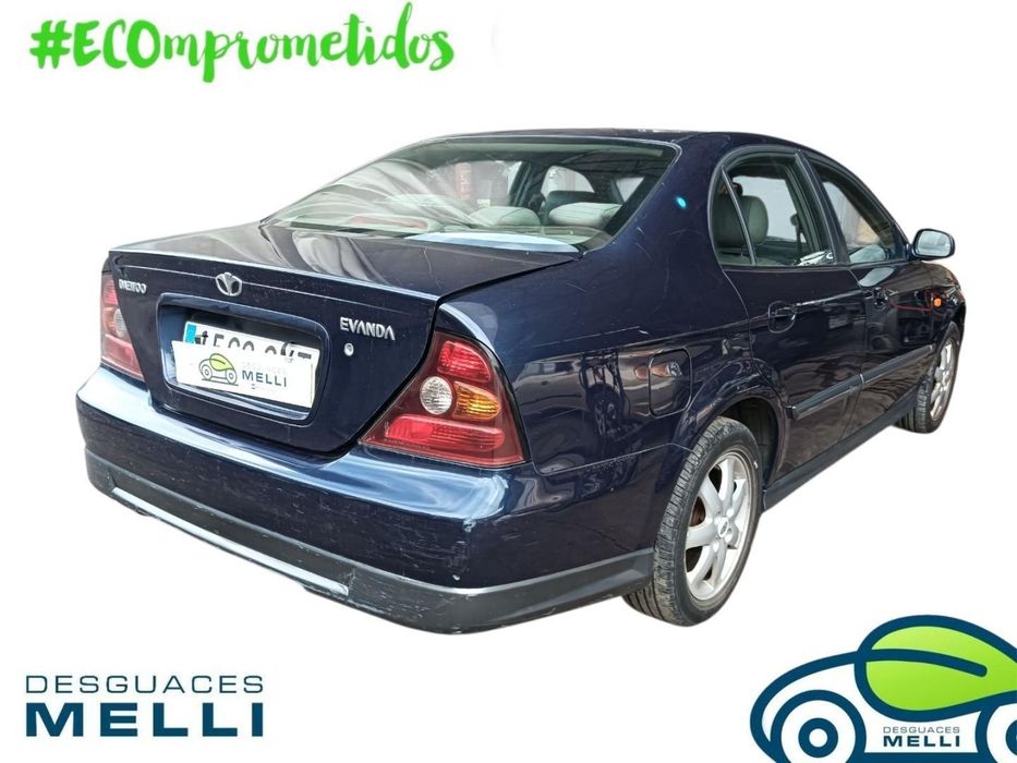 Guarda-Lamas Frente Direito Daewoo Evanda