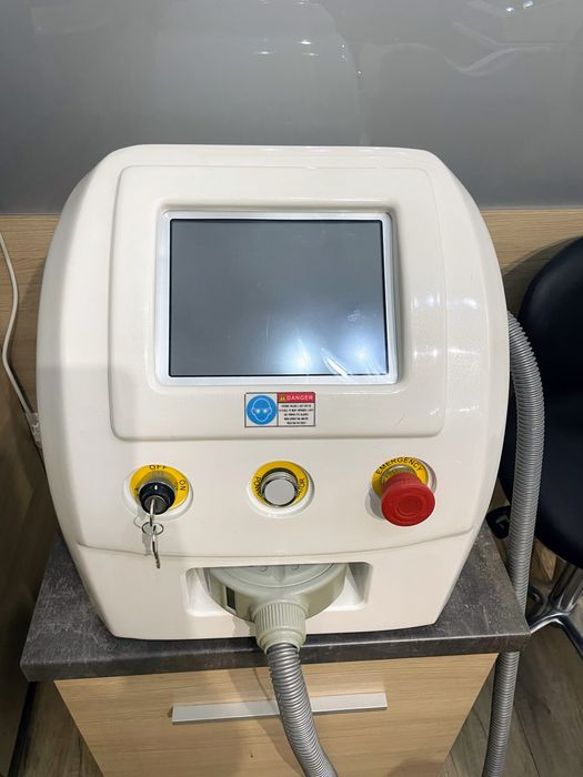 Laser E-Light  IPL+RF MIMARI