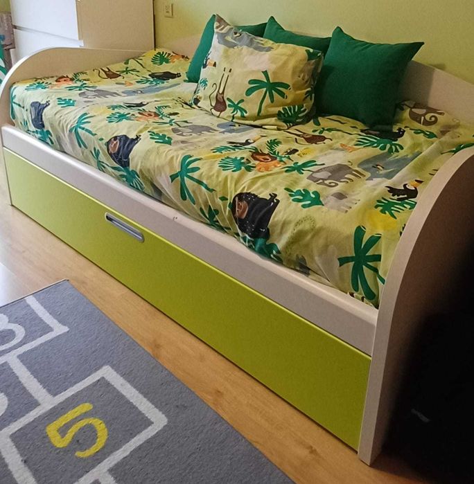 Cama com Gavetão e Colchões