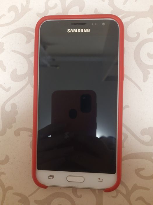 Продам телефон (samsung j3 2017)