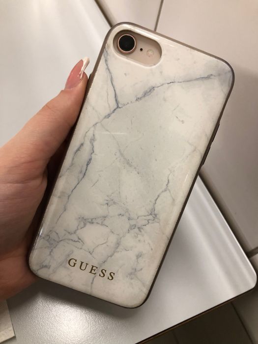 iPhone 8 64 GB in good condition64297733245057123