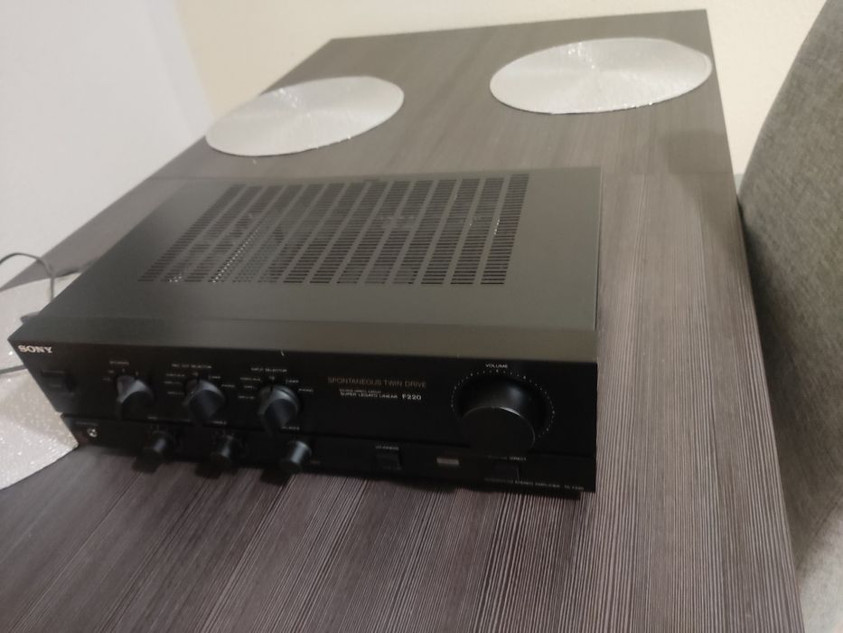 Sony TA-F220 Czarny zadbany