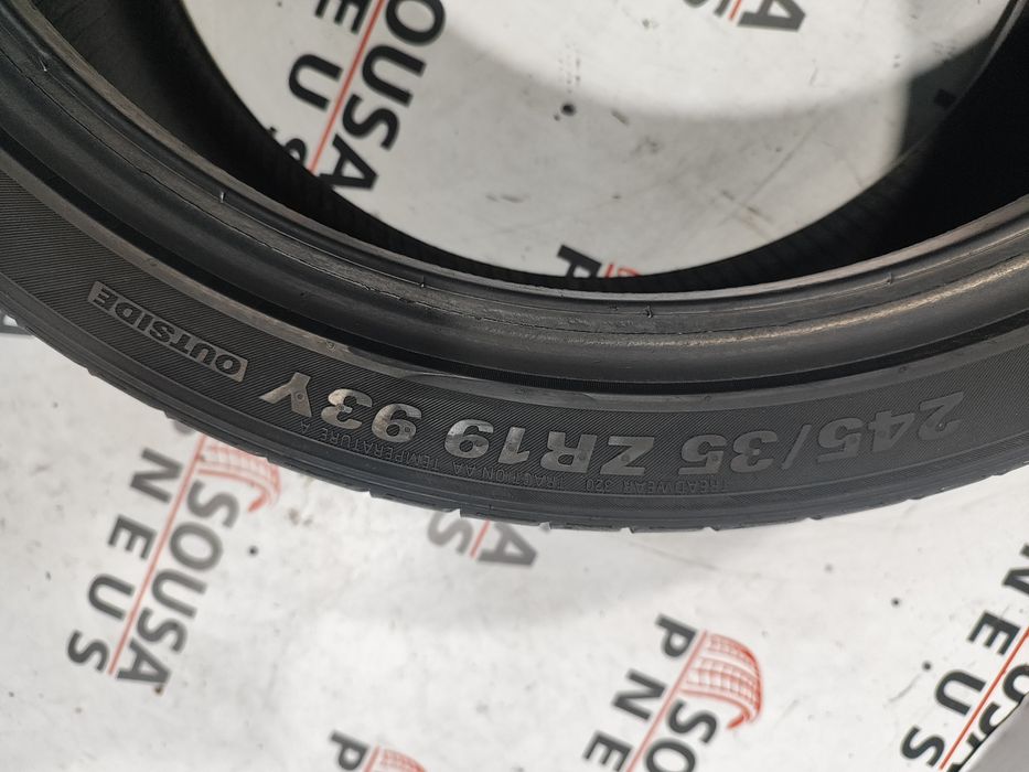 2 pneus 90% de piso 245-35rR19 Kumho - Oferta dos Portes 160 Euros