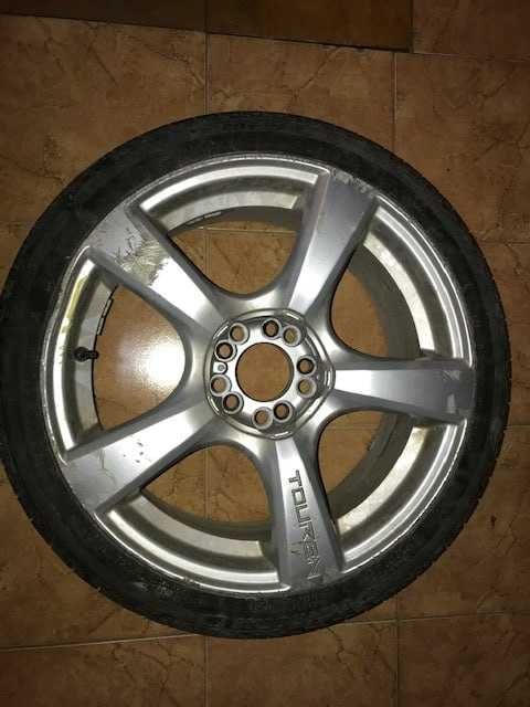 Колесо 225x40 R18 (резина под запаску)