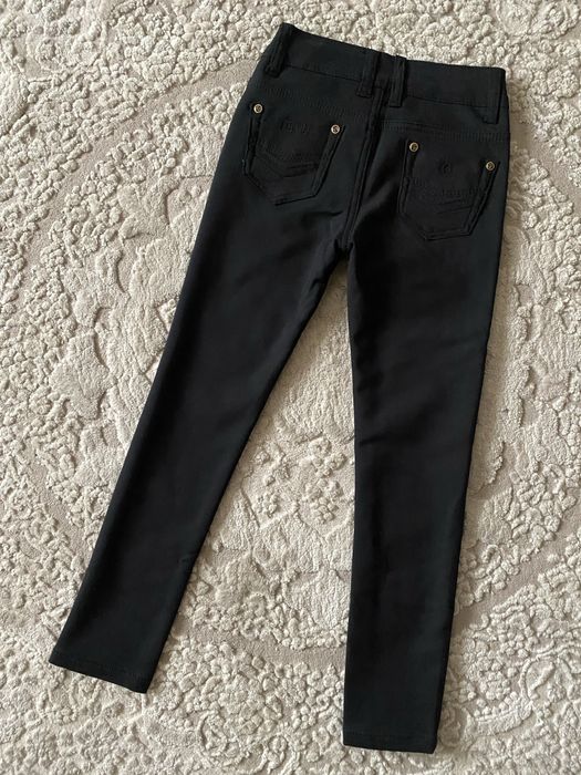 Теплі чорні класичні брюки на флісі для дівчинки 128-158