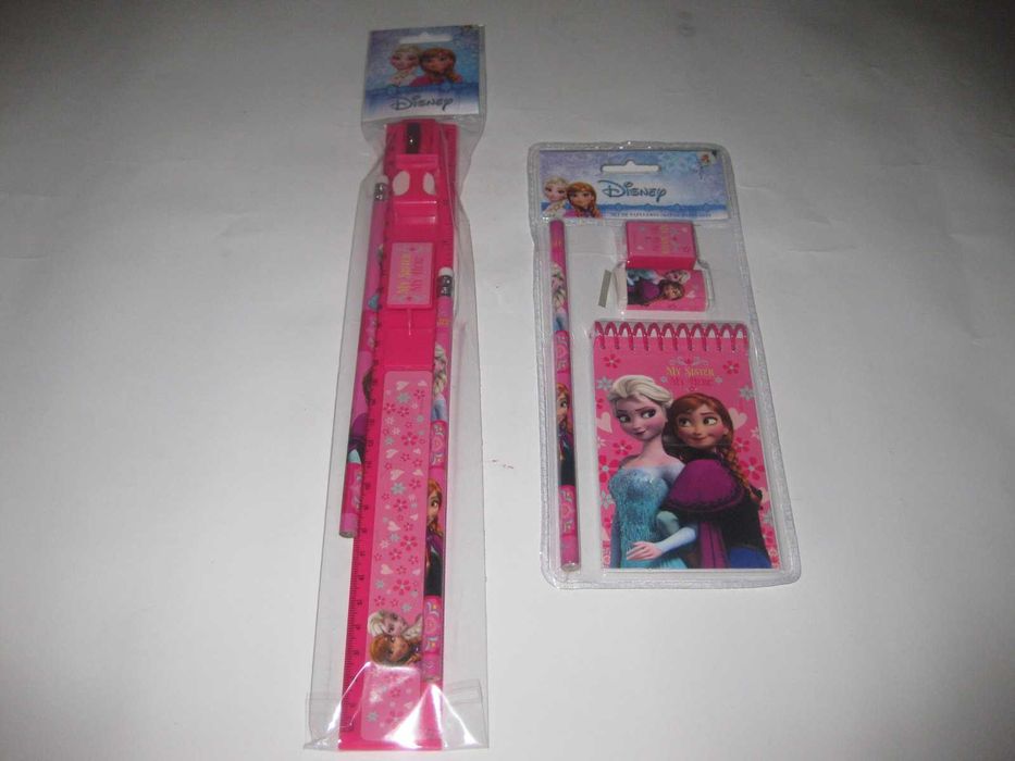 2 Kits Escolares do “Frozen” Selados!