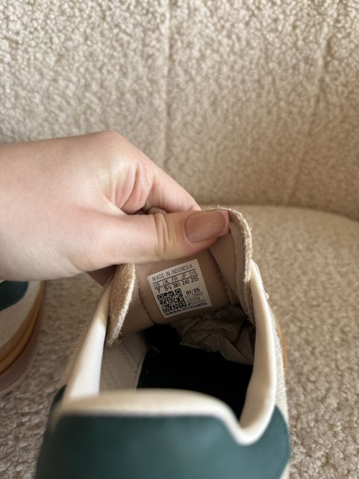 Кросівки кроссовки Adidas Gazelle 38,5p