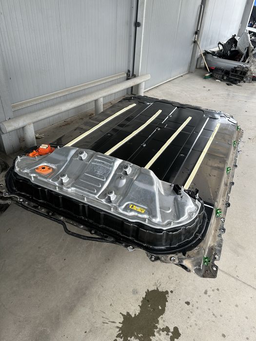 Продам батарею імбаланс Tesla М3/МУ 82. кВт